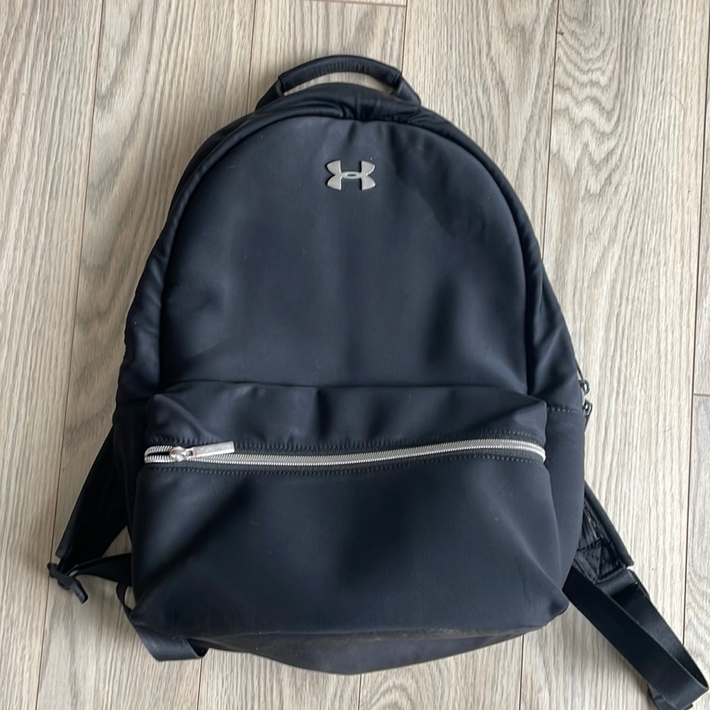 Under Armour black fashion backpack